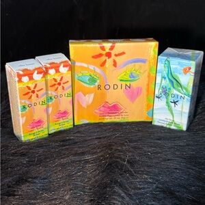 RODIN Luxury Lipstick Bundle Sealed + Highlighter & Brush $170+ Value